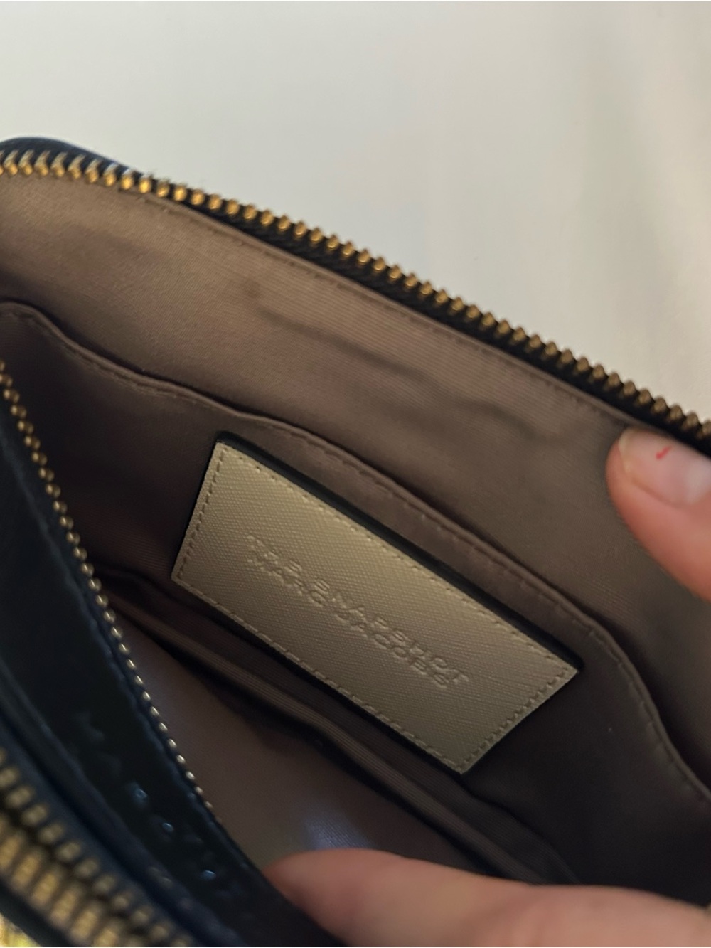 Marc Jacobs Cream Snapshot Camera Crossbody with Striped Black Strap - Picture 4 of 9